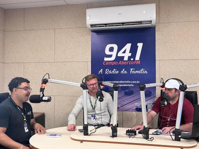 Novo diretor do Campus da Faculdade Campo Real visita a Campo Aberto FM e projeta ano letivo de 2026